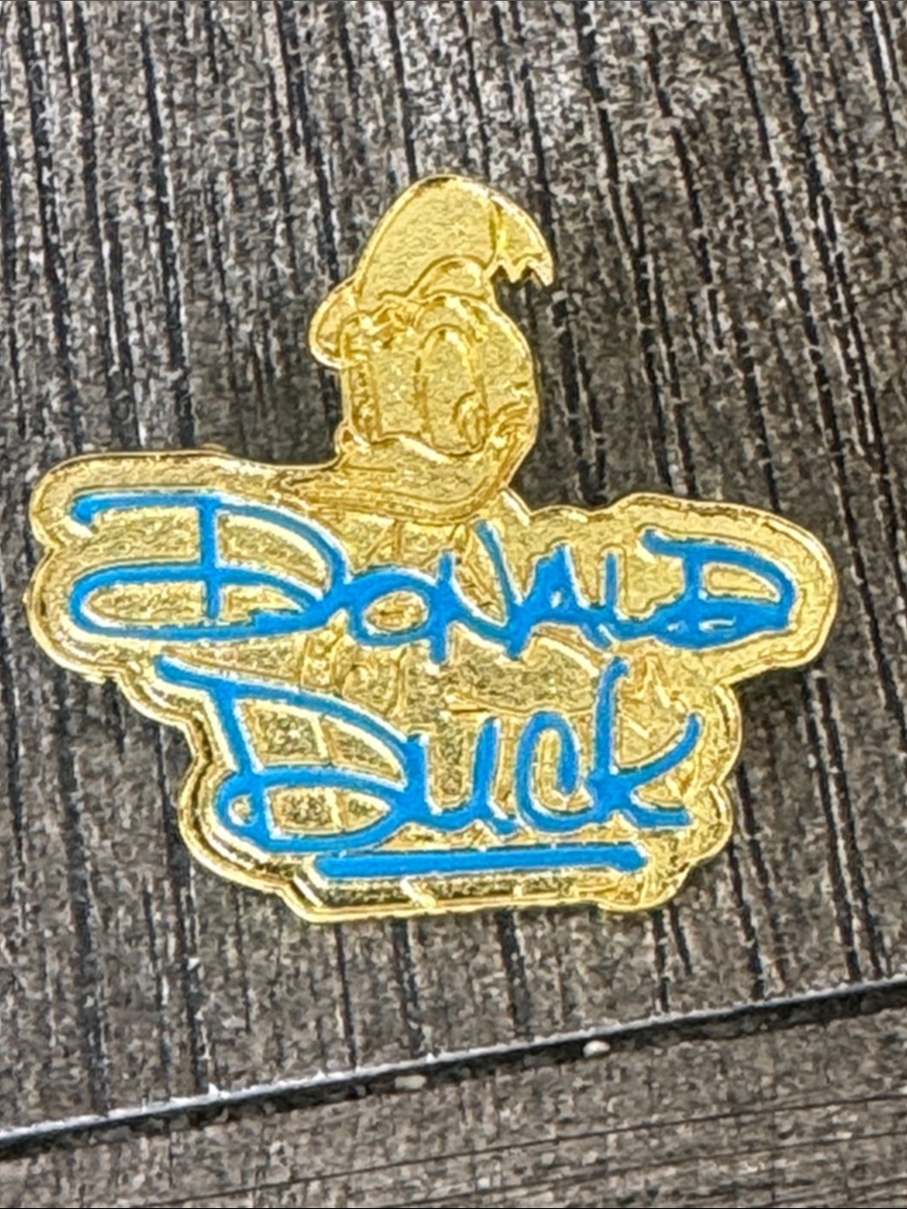 5/$25 Disney‎ Donald Duck Signature Pin